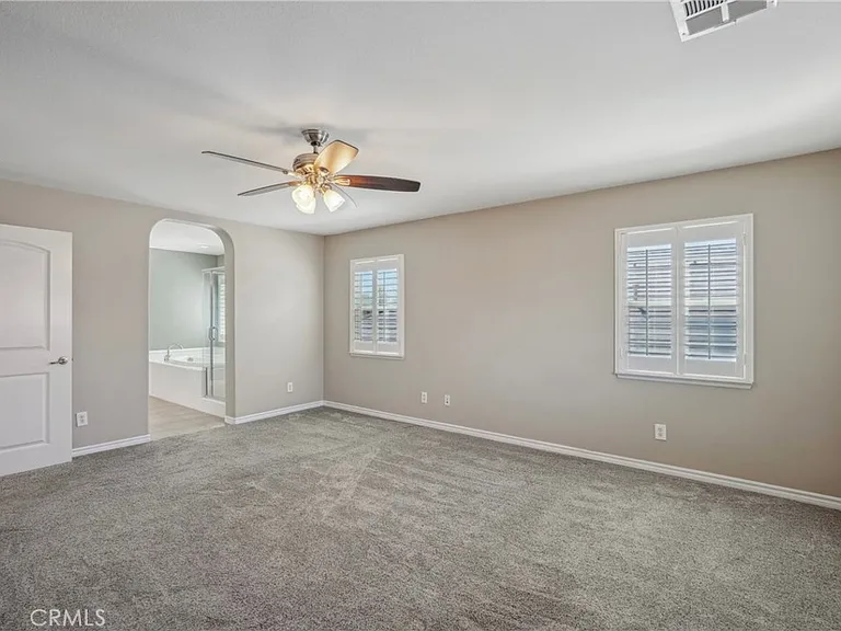 7961 Spaniel Ct — Photo 38