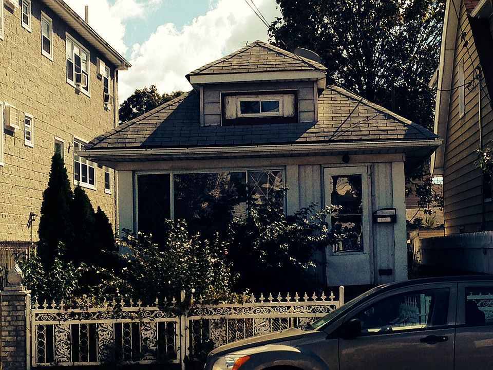 1st image of 12704 97th Ave