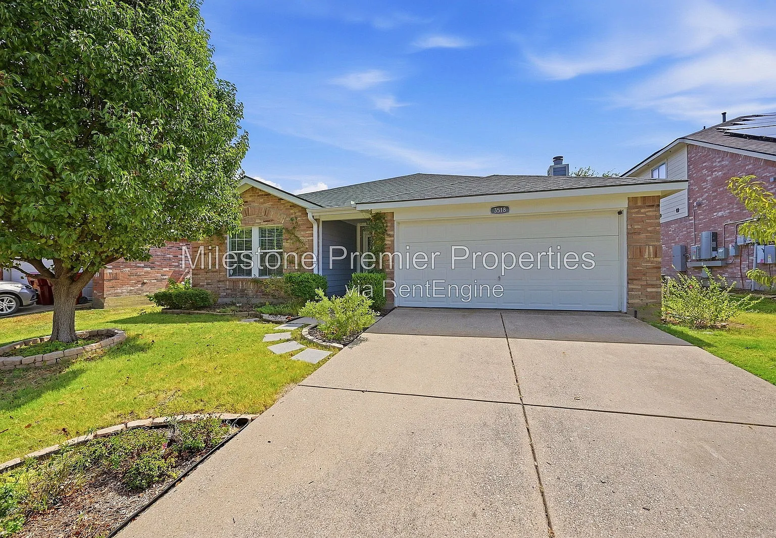 4 bed, 2.0 bath, 1908 sqft, $2,100 — Photo 2
