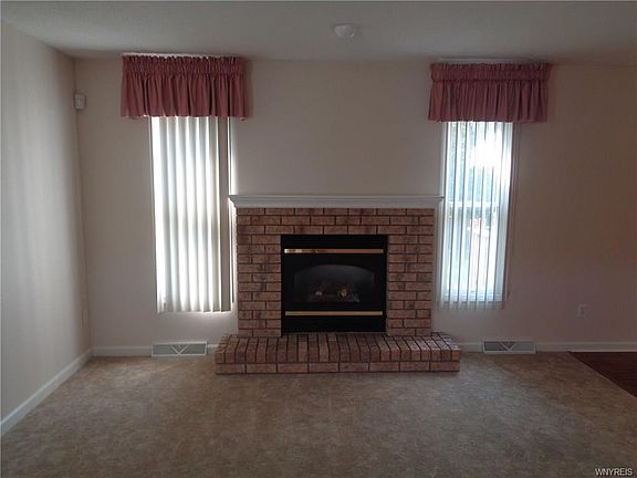 4th image of 5451 Village Station Cir