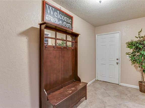 2nd image of 708 Westridge Ct