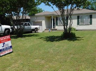 1913 NW Bell Ave, Lawton, OK 73507