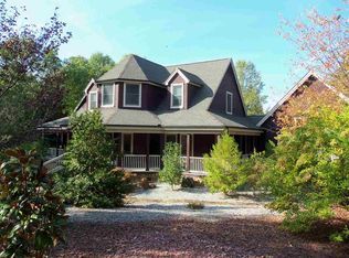 214 Raven Cliff Rd, Cleveland, SC 29635