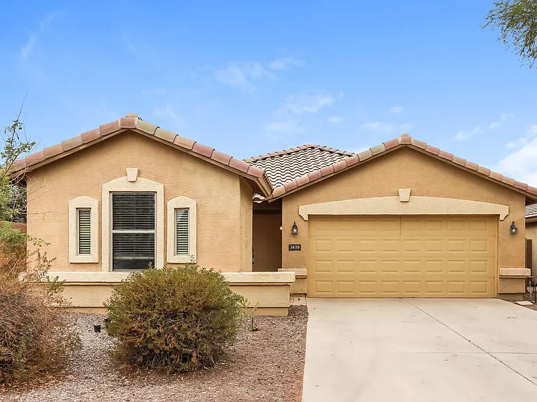 3658 E Alamo St — Photo 1