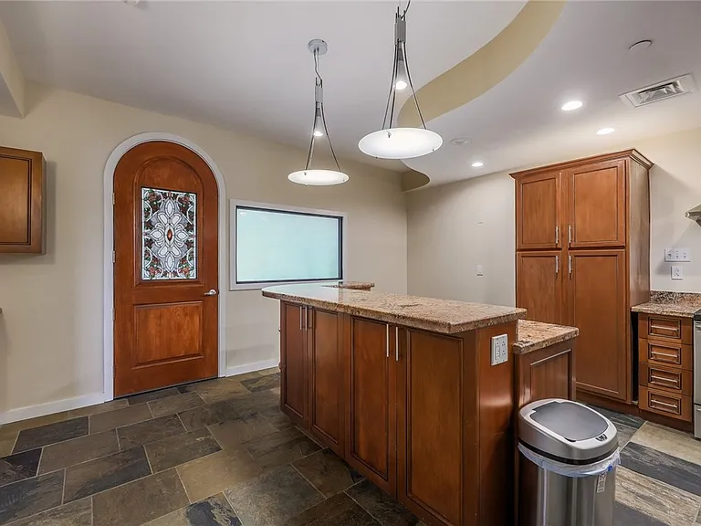 1812 West Ave #501 — Photo 40