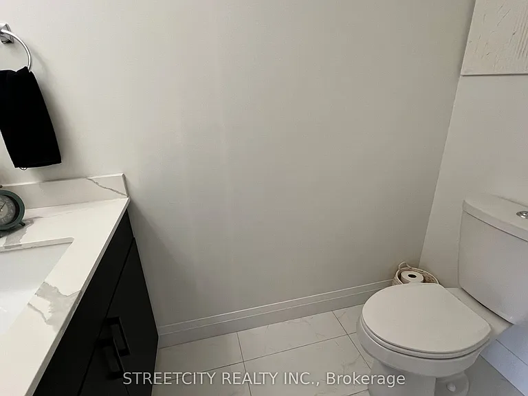3900 Savoy St E #31 — Photo 27