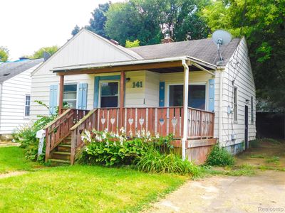 1141 Victoria Ave, Flint, MI, 48507