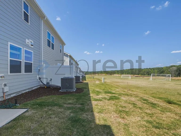 6212 Old Tavern Dr — Photo 40