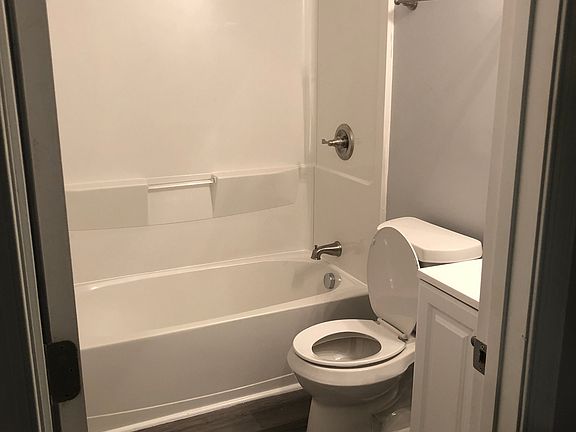 5th image of 7709 Orcutt Ave