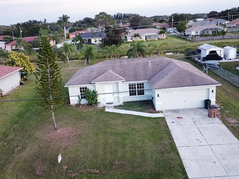129 Zenith Cir — Photo 1