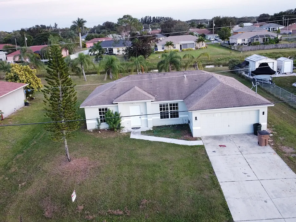 129 Zenith Cir