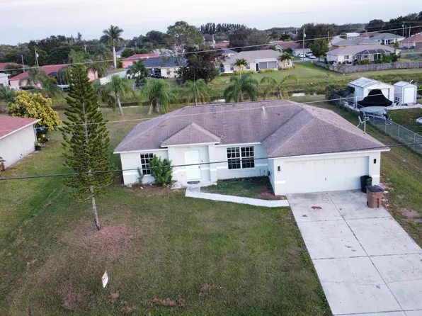 129 Zenith Cir, Fort Myers, FL 33913