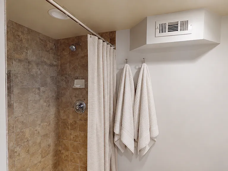 1217 S University Blvd — Photo 12