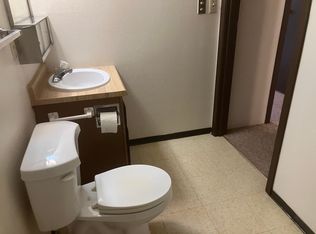 400 2nd Ave N, Stanford, MT 59479