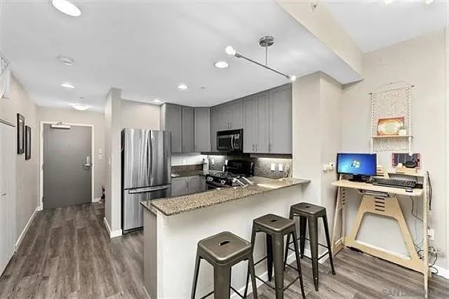 1240 India St #103 — Photo 8