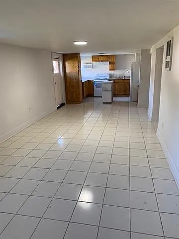 807 Whitney Ave #1 — Photo 6