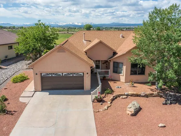 2324 Stone Bridge Drive, Montrose, CO 81401