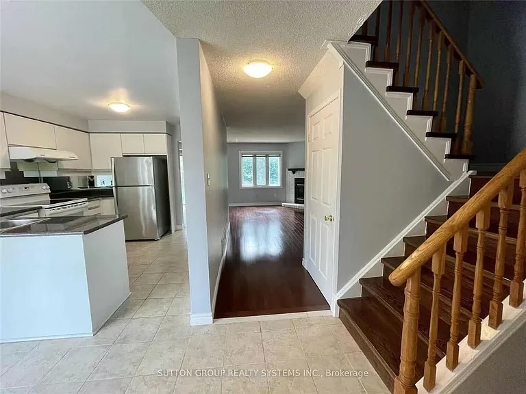2275 Credit Valley Rd #100 — Photo 5