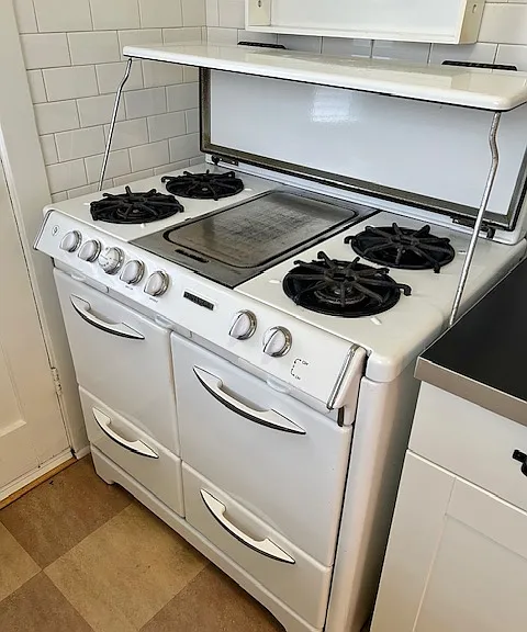 4663 Georgia St — Photo 11