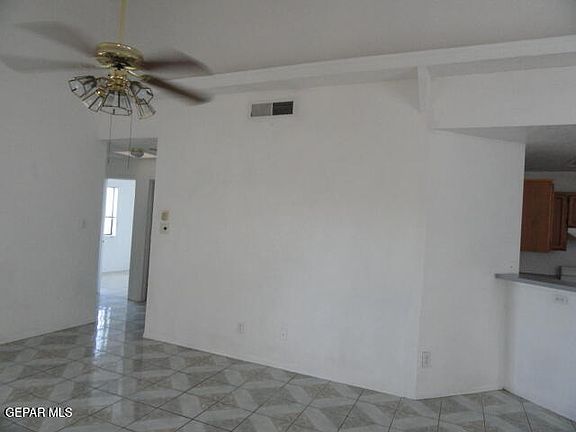3rd image of 3130 Arrambide St