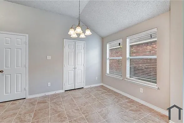 414 Lemon Dr — Photo 3