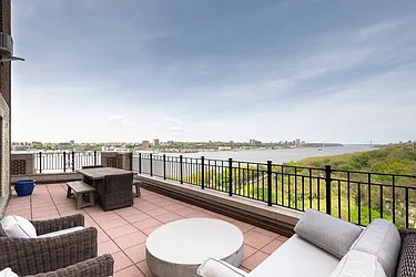 Rented by Nest Seekers International