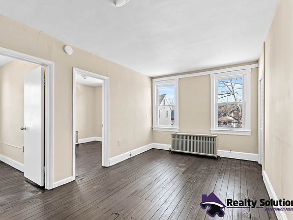 4th image of 417 N Delaware St #3