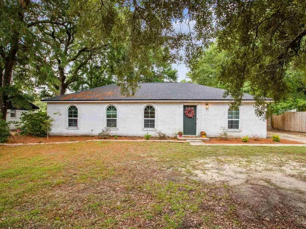 4831 Creighton Rd, Pensacola, FL 32504