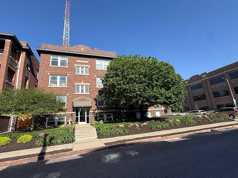 2642 Harney 317 South Ave #27 — Photo 23