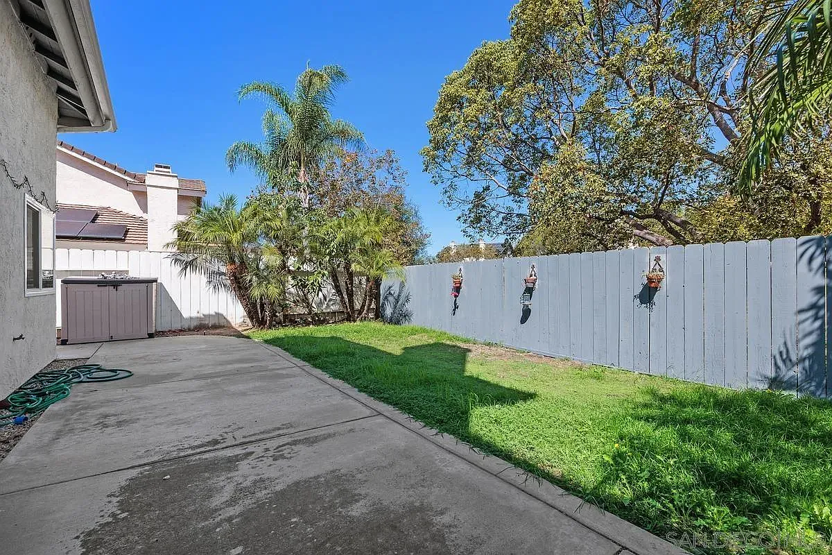 3 bed, 2.5 bath, 1444 sqft, $4,495 — Photo 3