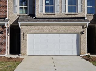 3209 Gallant Fox Ln, Snellville, GA 30078