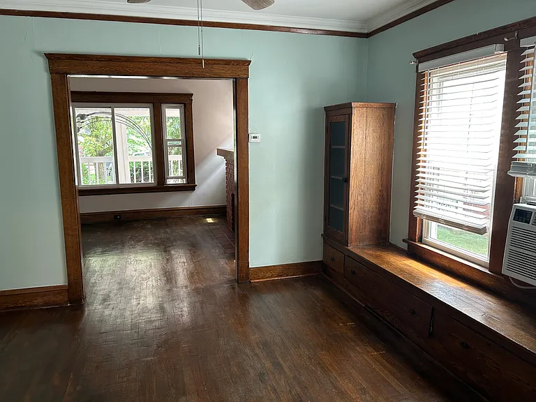 1230 Cranford Ave — Photo 3