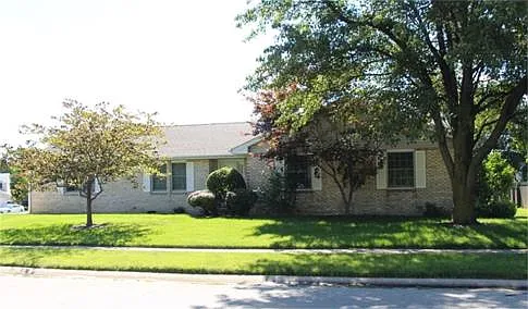 3782 Sims Dr photo 1