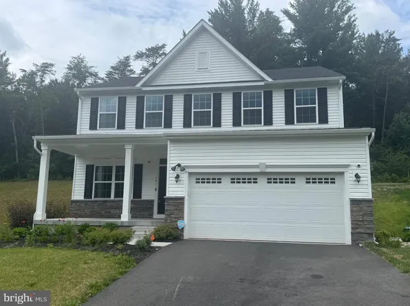 141 Dithridge Dr, Birdsboro, PA 19508