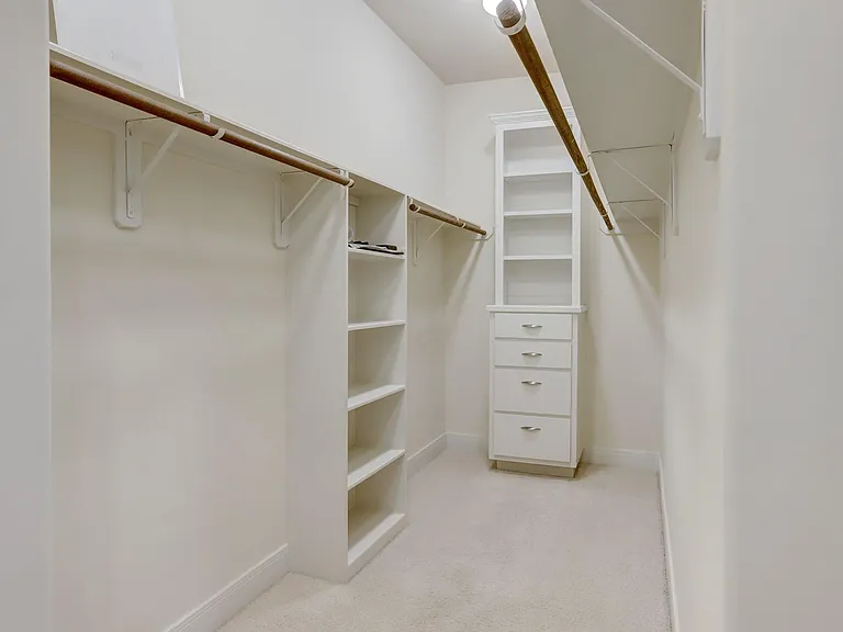 6911 Staffordshire Blvd — Photo 23