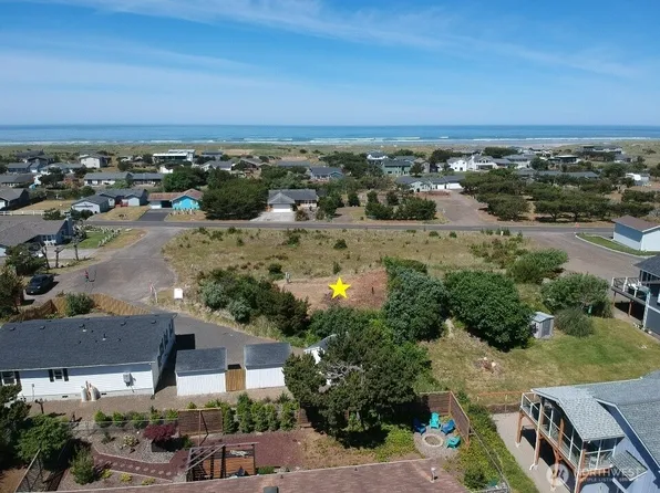 807 346th Place, Ocean Park, WA 98640