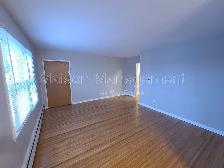 Canandaigua Garden Apartments — Photo 21