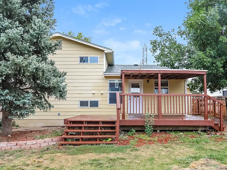 3907 S Halifax St — Photo 18