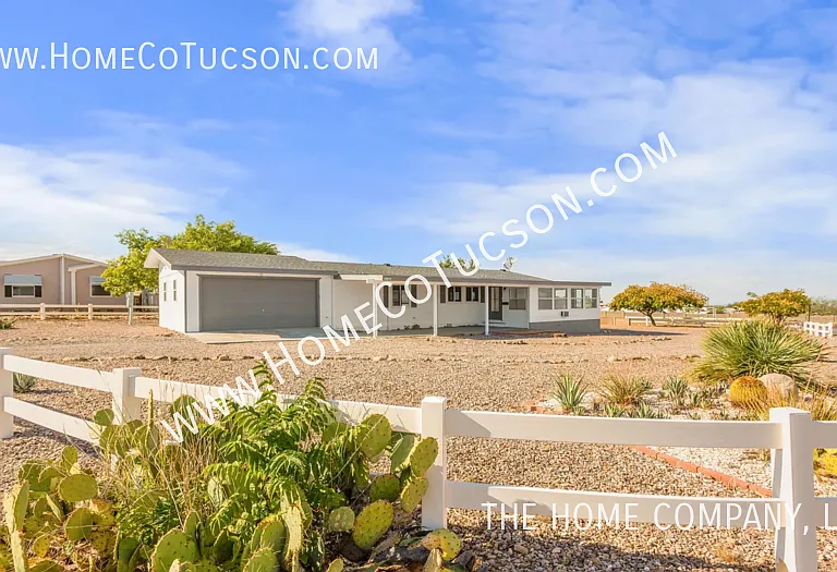 5281 E Branding Iron Dr — Photo 1