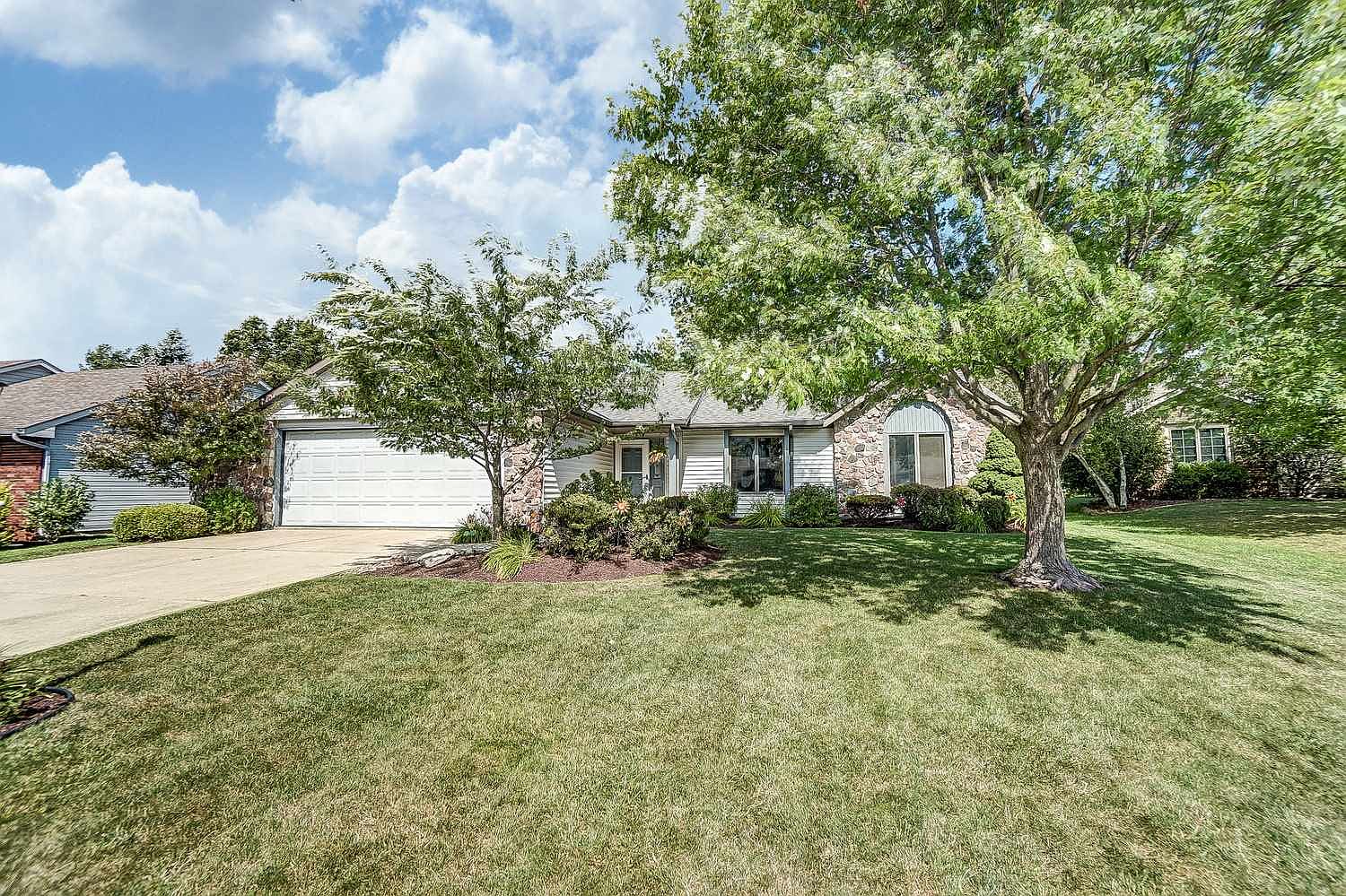 7916 Pebble Creek Pl, Fort Wayne, IN 46835 | Zillow