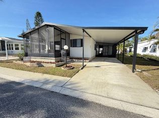 833 Heron Ln, Tarpon Springs, FL 34689