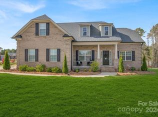 5262 Ivy Spring Ln, Concord, NC 28025