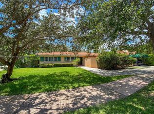 796 Woodcrest Rd, Key Biscayne, FL 33149