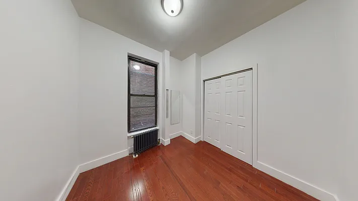 Rented by Bond New York | media 28