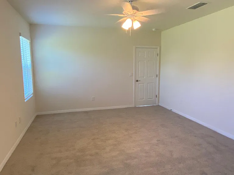 636 SW 19th Ave — Photo 13