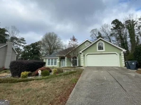 709 Oak Moss Dr, Lawrenceville, GA 30043