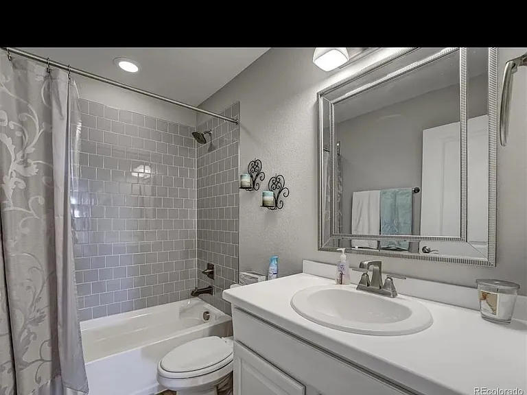 718 Pine Warbler Ct — Photo 8