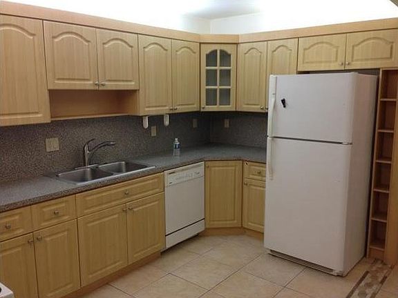 3rd image of 4661 SW 43rd Ter