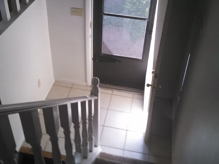 670 Voiles Pl — Photo 6