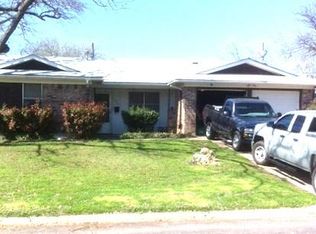 224 SW Cindy Ln, Burleson, TX 76028